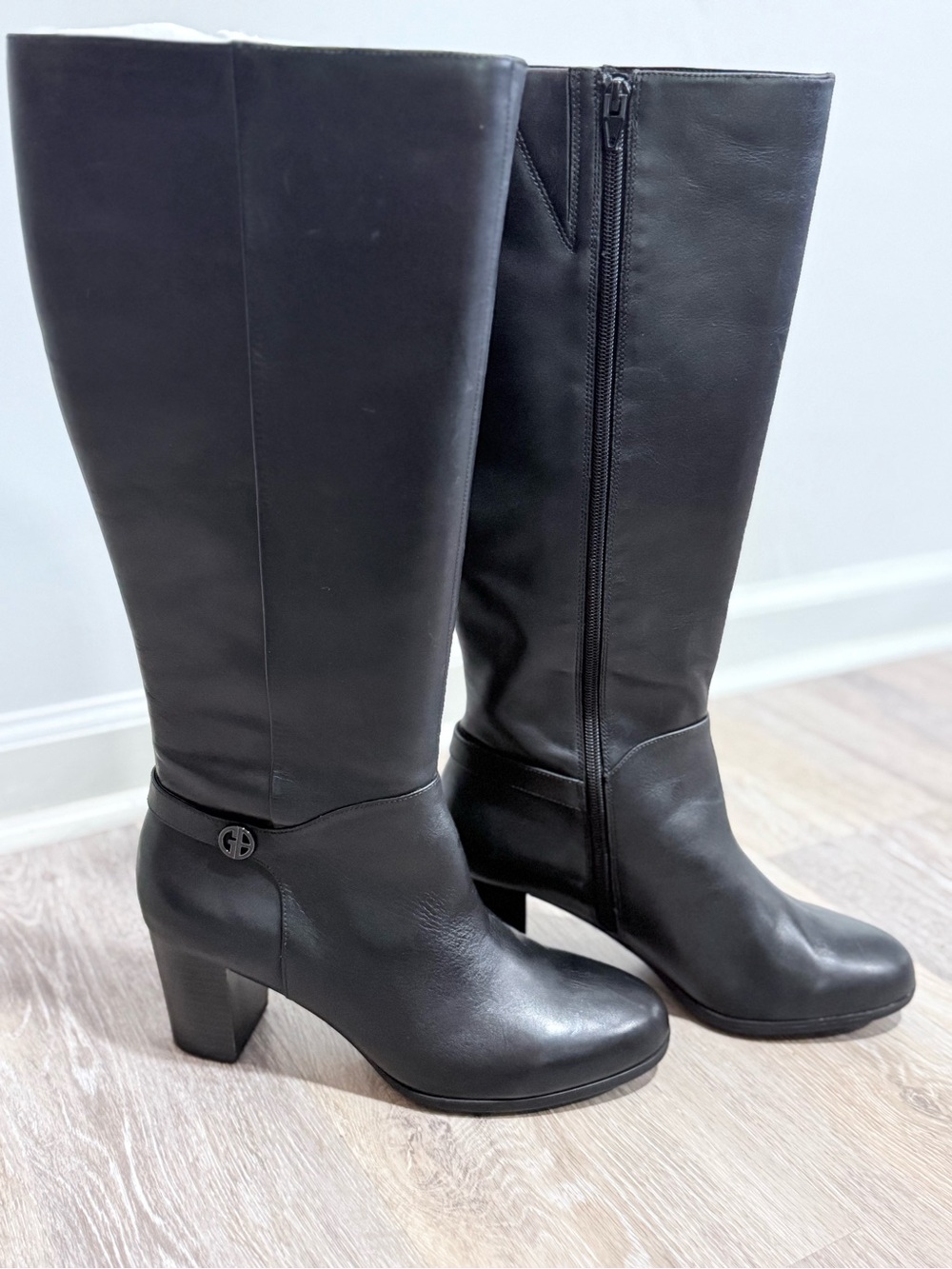 Giani Bernini Black Leather Knee-High Block Heel Boots NWOT or Box